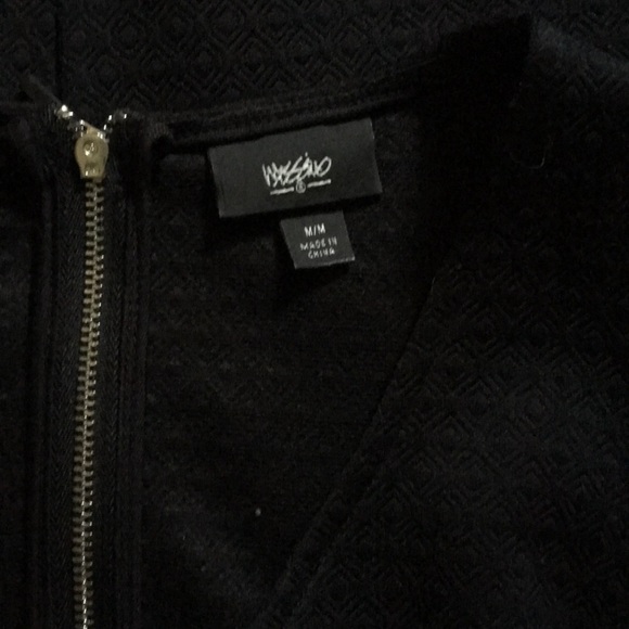 Black dress - Picture 3 of 4